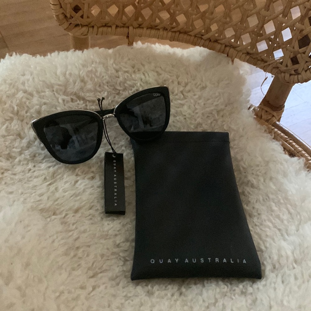 NWT Quay Australia My Girl Black Smoke Sunglasses